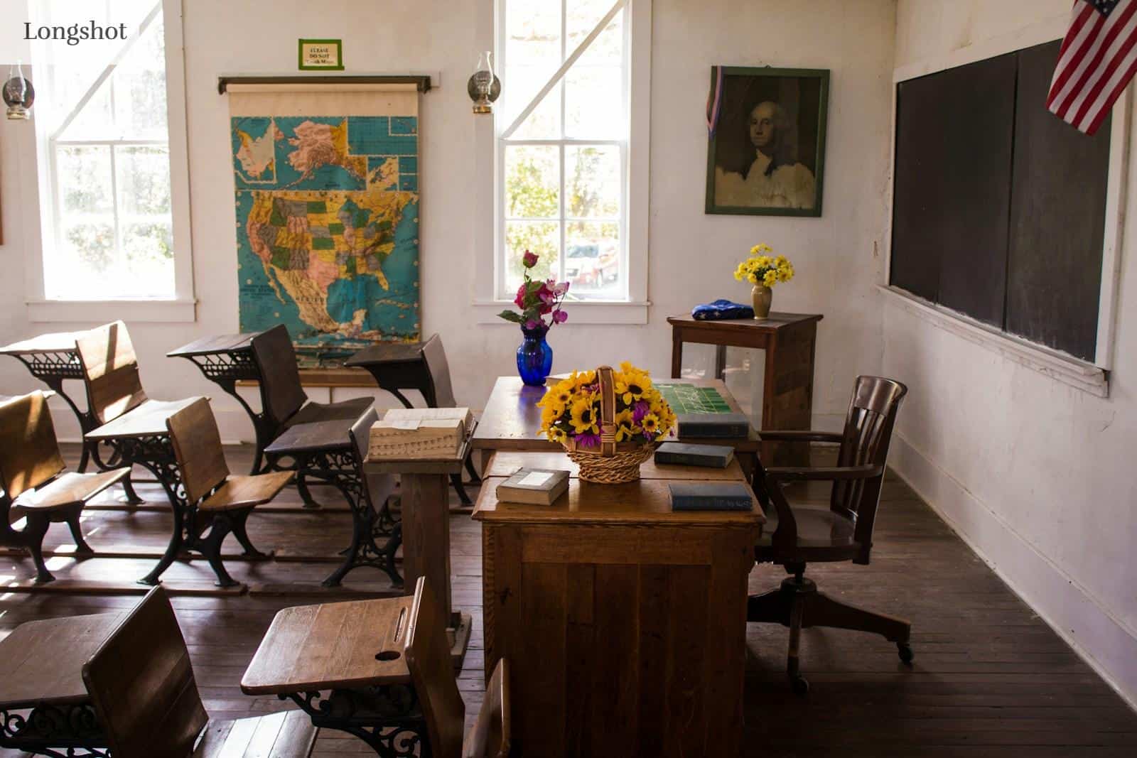 El futuro de las aulas híbridas: Integrando lo mejor de la educación presencial y virtual